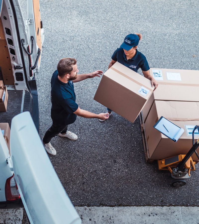 Unloading boxes